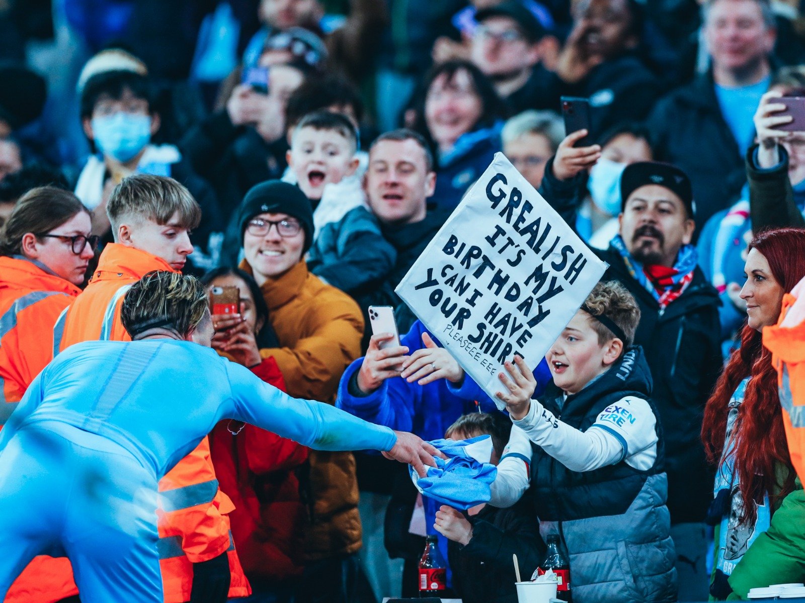 将他的足球 将他的足球