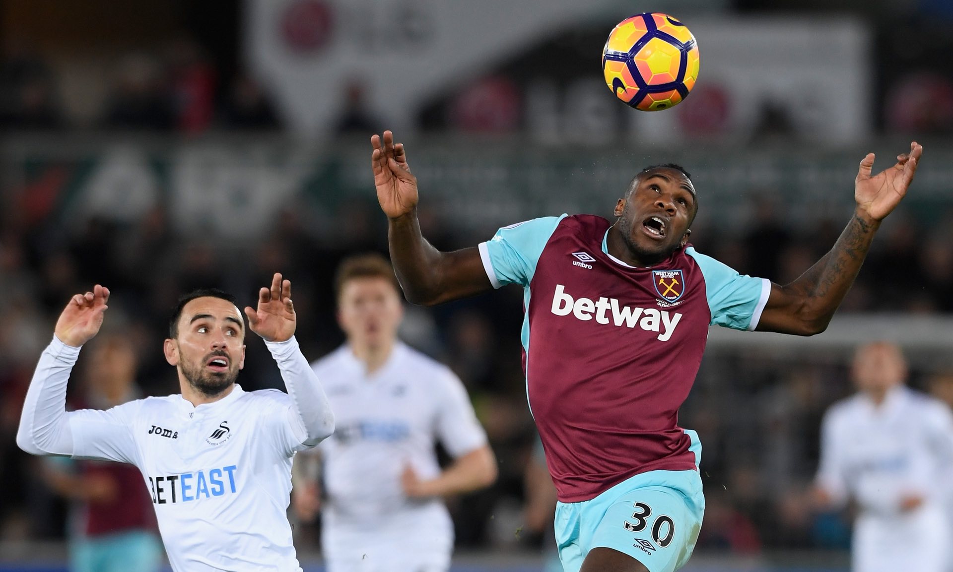 迪马济奥：米兰有意阿尔梅里亚右后卫马克-普维尔.